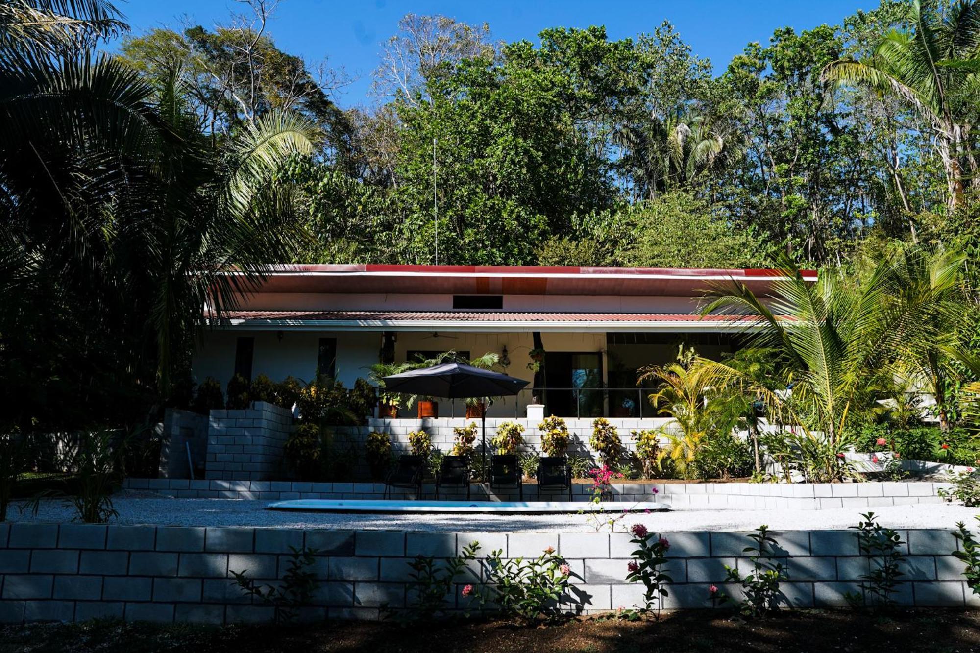 House In The Palm Forest Puerto Carrillo Exteriér fotografie